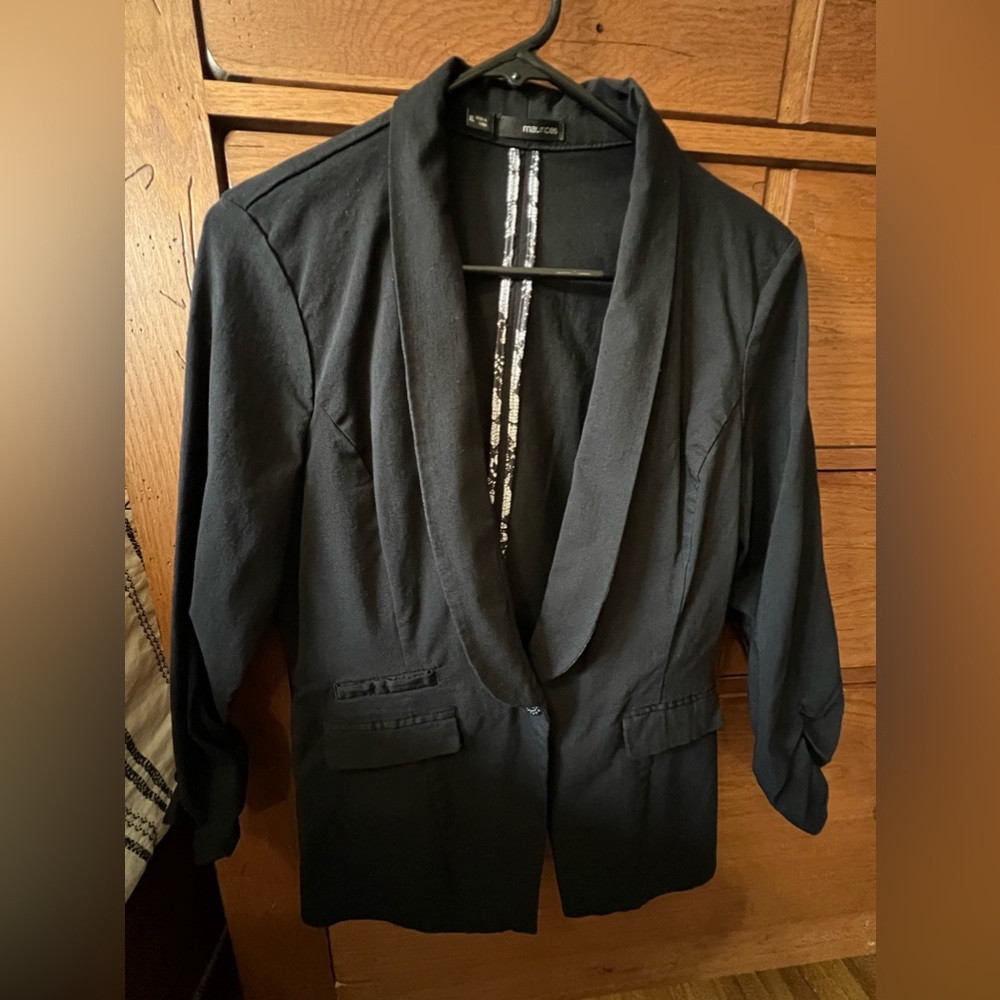 MAURICES WOMENS BLAZER
